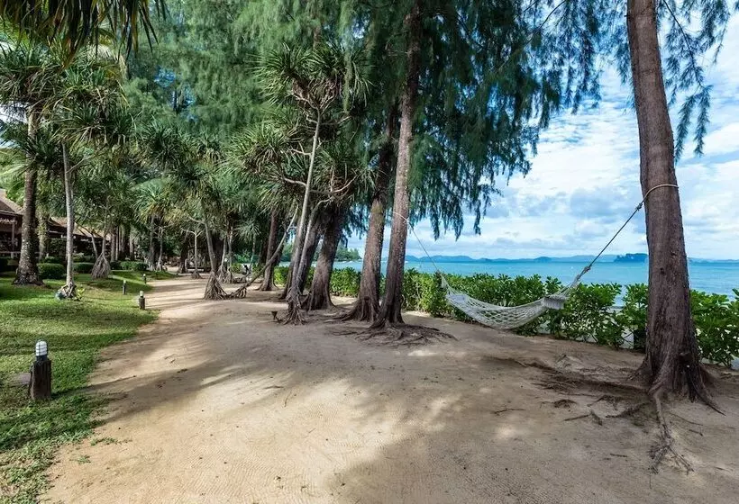 Tup Kaek Sunset Beach Resort Sha Plus