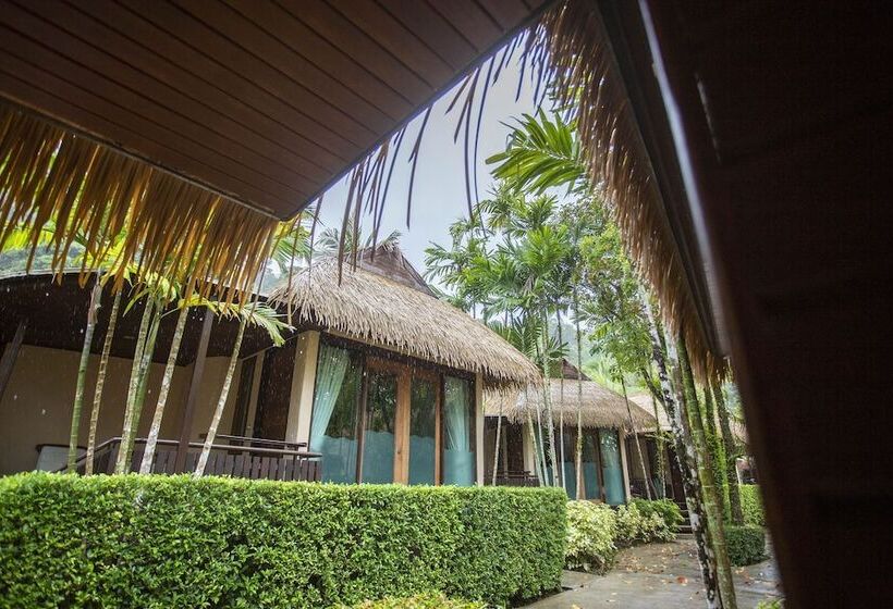 Tup Kaek Sunset Beach Resort Sha Plus