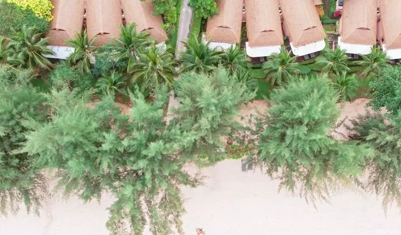 Tup Kaek Sunset Beach Resort Sha Plus