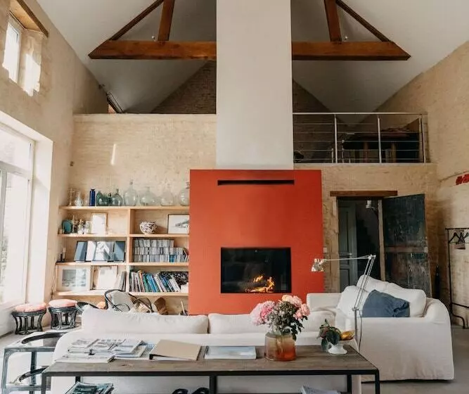 ベッドアンドブレックファースト Les Granges Pelloquin