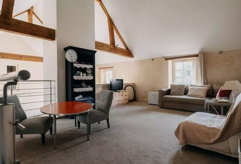 ベッドアンドブレックファースト Les Granges Pelloquin