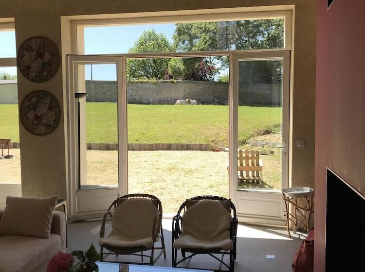 צימר Les Granges Pelloquin