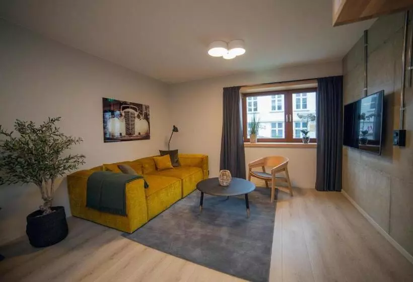 Home Again Apartments Kirkegata