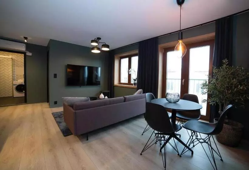 Home Again Apartments Kirkegata