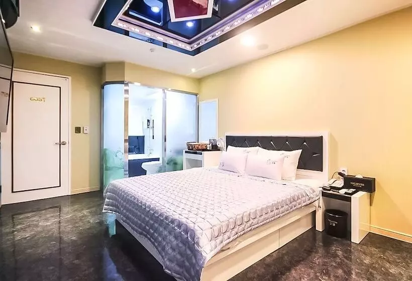 ホテル Changwon Sangnamdong Maldives