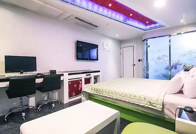 ホテル Changwon Sangnamdong Maldives