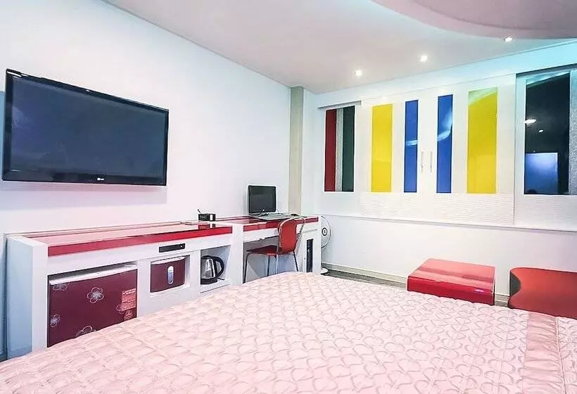 ホテル Changwon Sangnamdong Maldives