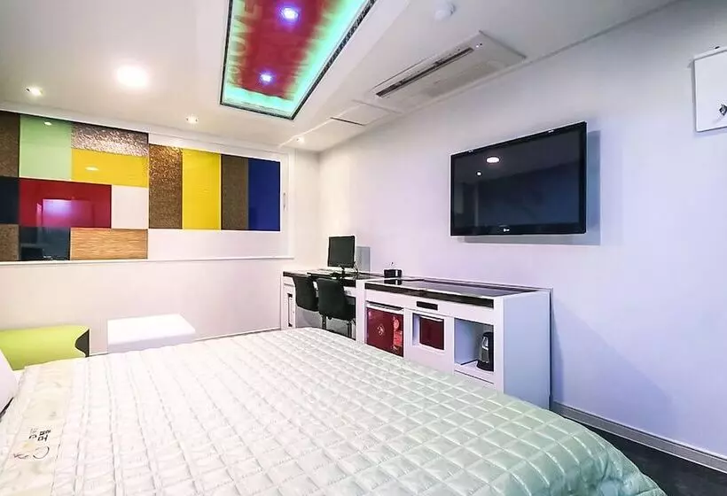ホテル Changwon Sangnamdong Maldives
