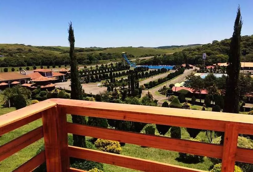 ホテル Parque Das Tuias