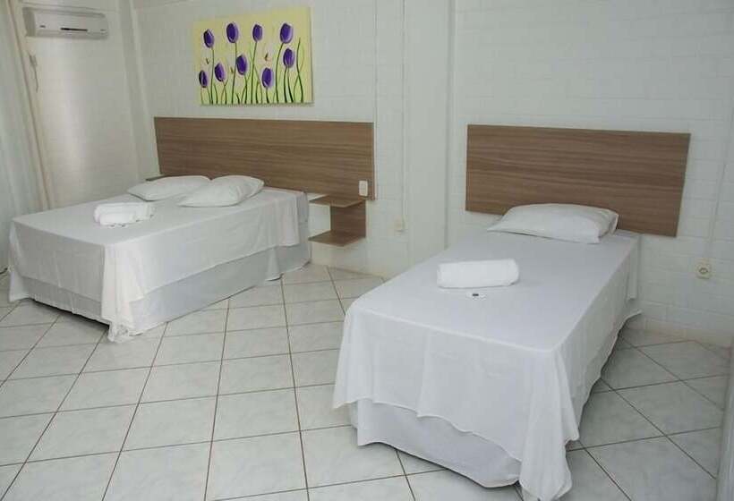 Hotel Parque Das Tuias