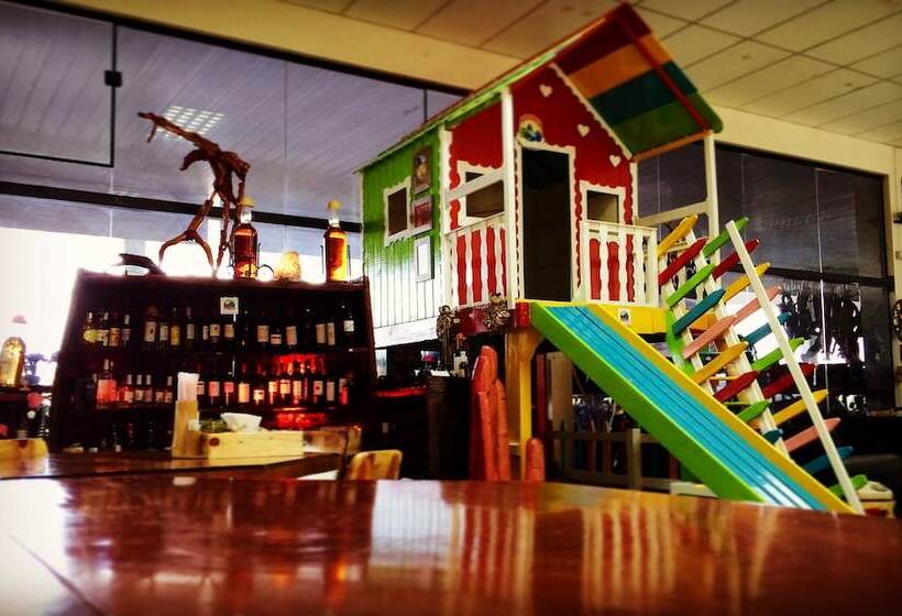 Hotel Parque Das Tuias