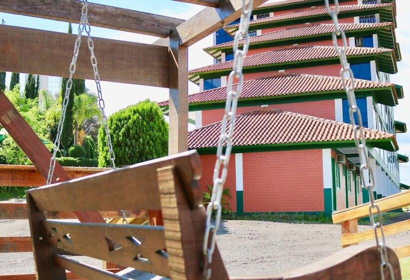 Hotel Parque Das Tuias