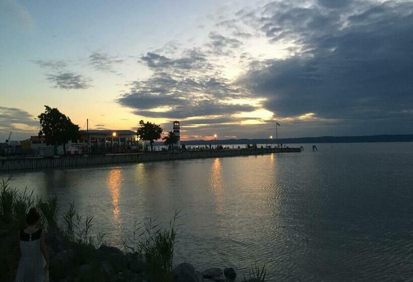 פנסיון Haus Pannonsee