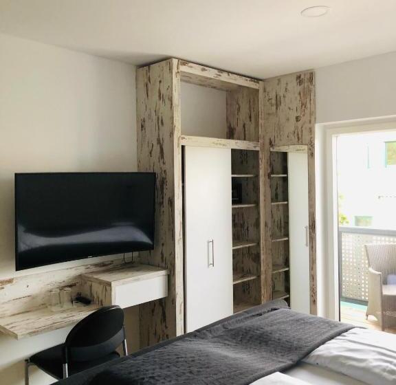 פנסיון Haus Pannonsee