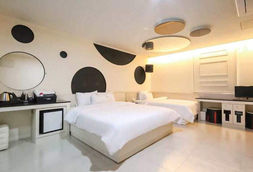 מוטל Changwon Sangnamdong Mtm