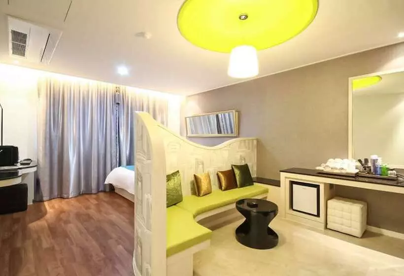 مُتل Changwon Sangnamdong Mtm