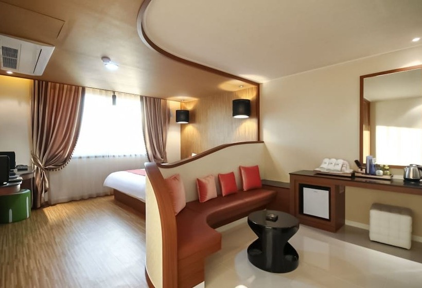 מוטל Changwon Sangnamdong Mtm