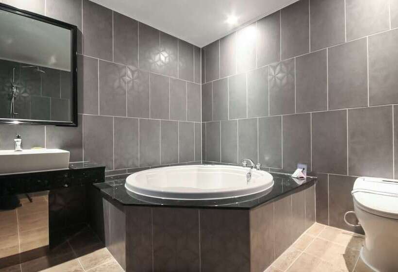 מוטל Changwon Sangnamdong Mtm