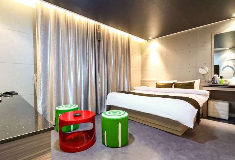 מוטל Changwon Sangnamdong Mtm