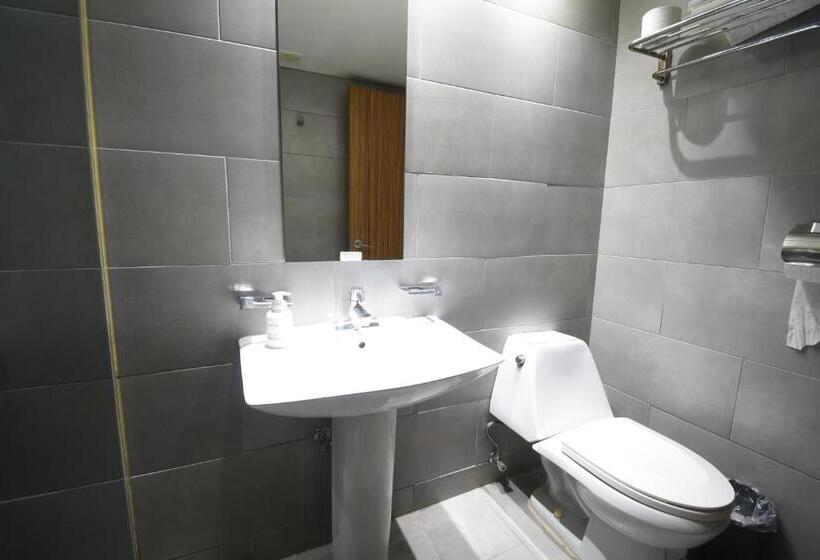 فندق على الطريق Seocho Lava Gyodaenambuteomineol