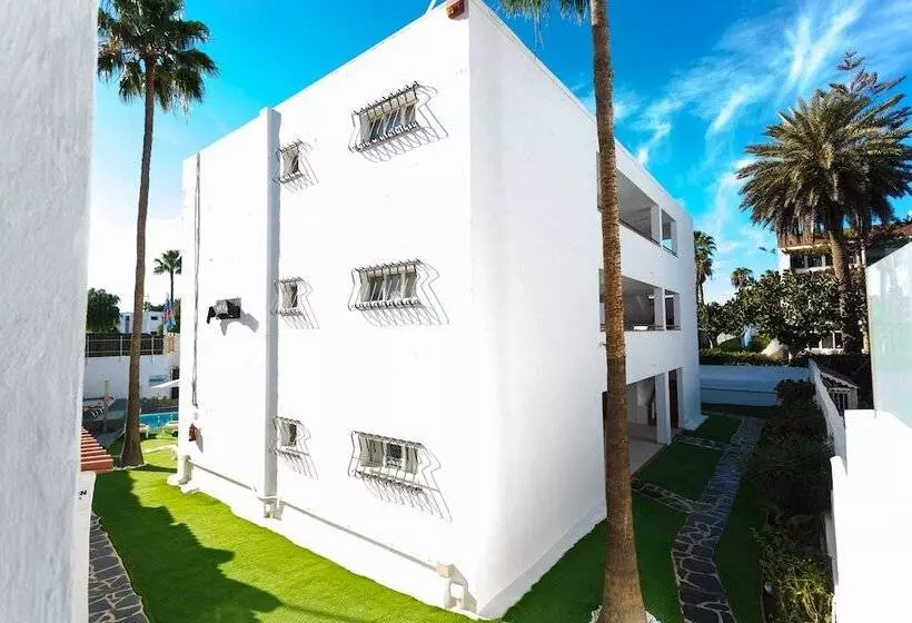 Atlantic Sun Beach - Gay Men Only