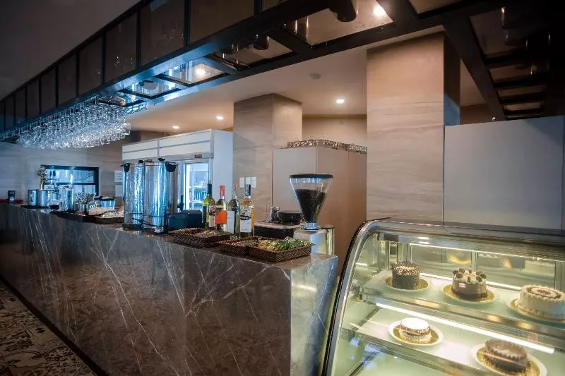 Boracay Mandarin Island Hotel