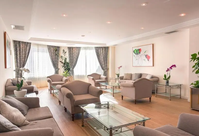 Hipotels Mercedes Aparthotel