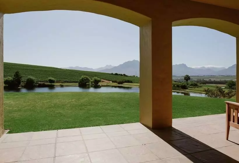 酒店 Asara Wine Estate &