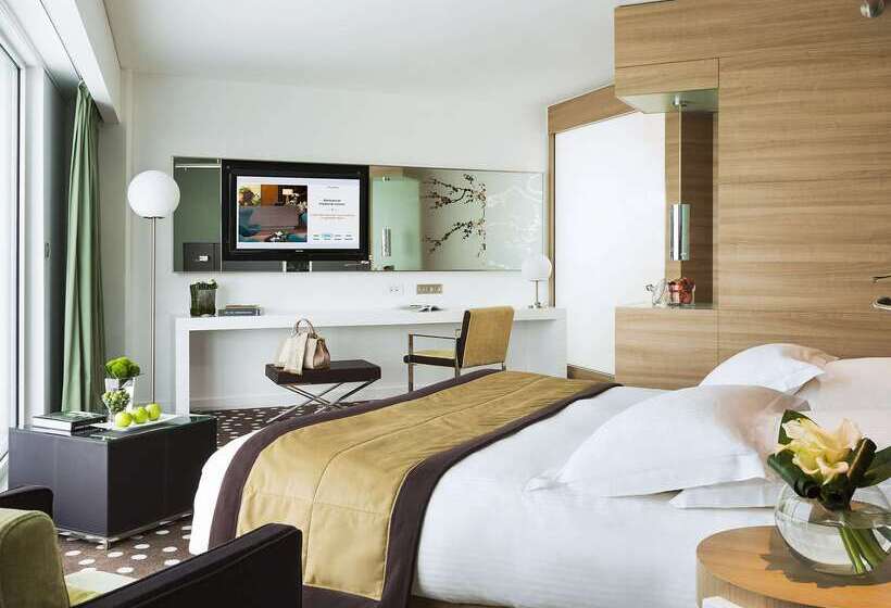 هتل Barriere Lille