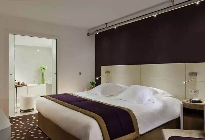 هتل Barriere Lille