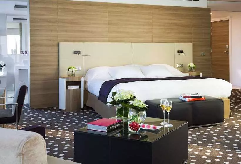 هتل Barriere Lille