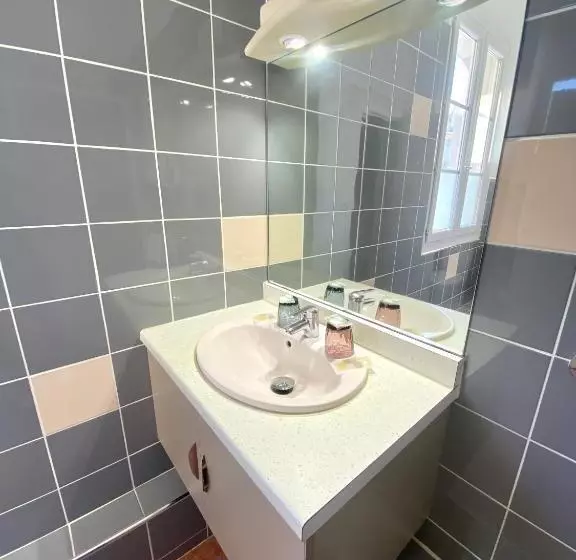 Отель Belvedere