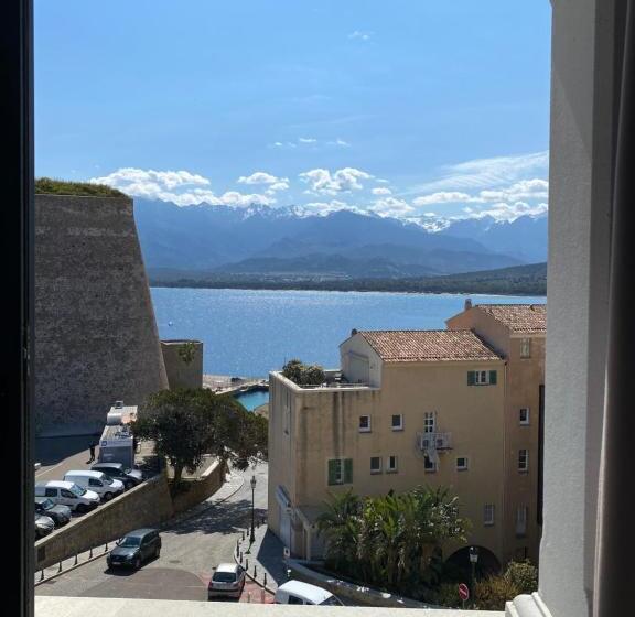 Отель Belvedere