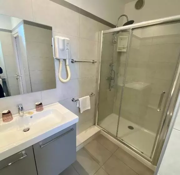 Отель Belvedere