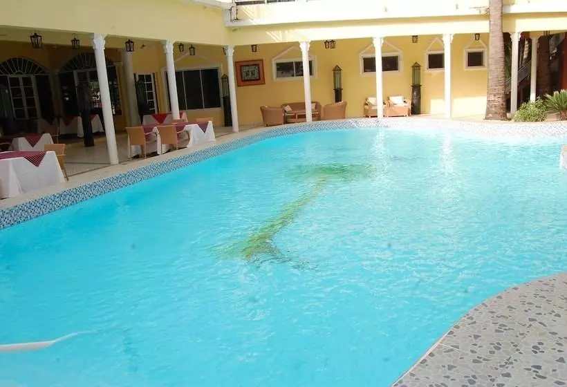 هتل Coconut Residence