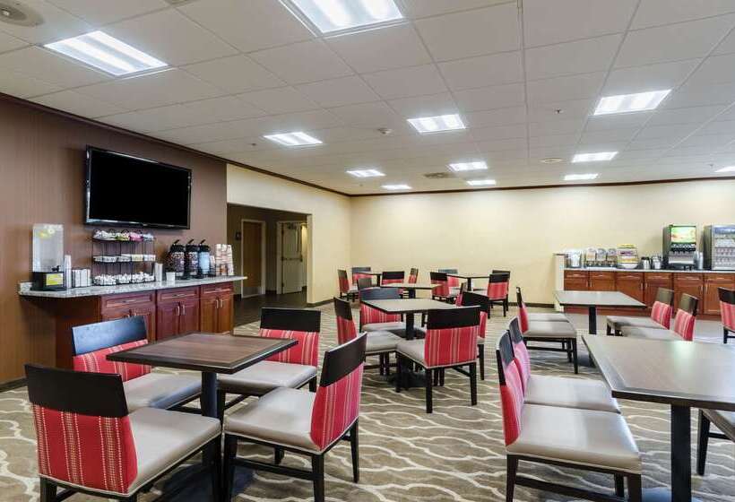 ホテル Comfort Inn Randolph Boston