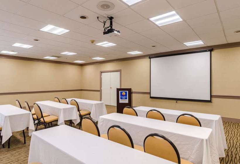 ホテル Comfort Inn Randolph Boston