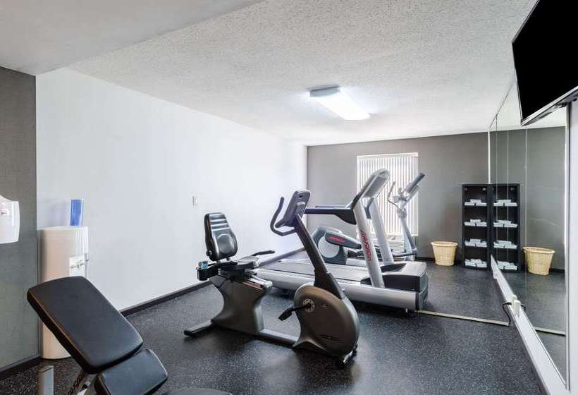 ホテル Comfort Inn Randolph Boston