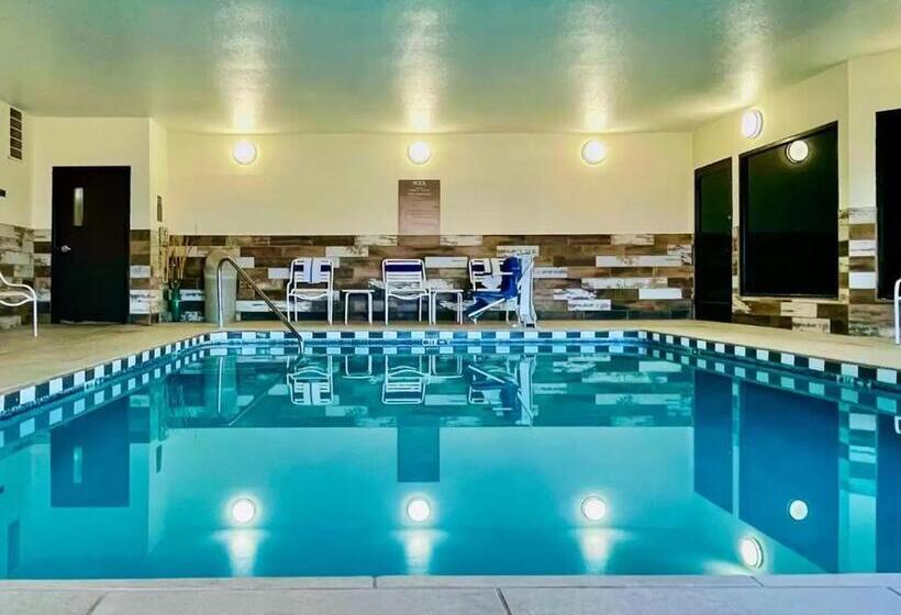 هتل Comfort Inn & Suites Las Cruces Mesilla