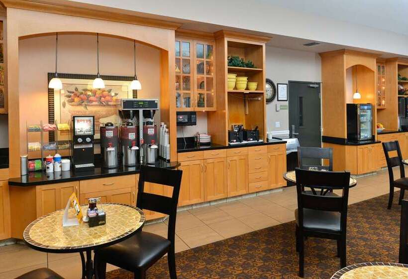 فندق Comfort Suites Airport Tukwila Seattle