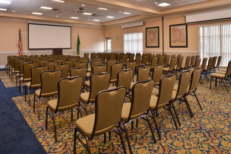 فندق Comfort Suites Airport Tukwila Seattle