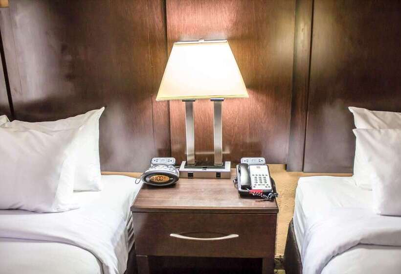 فندق Comfort Suites Brunswick