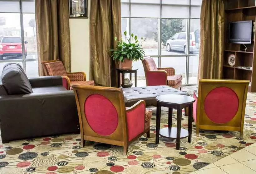 Otel Comfort Suites Brunswick