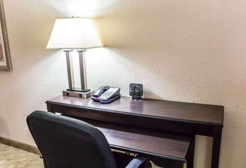 فندق Comfort Suites Brunswick