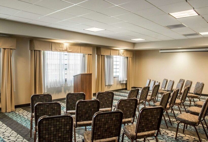 فندق Comfort Suites Cincinnati North