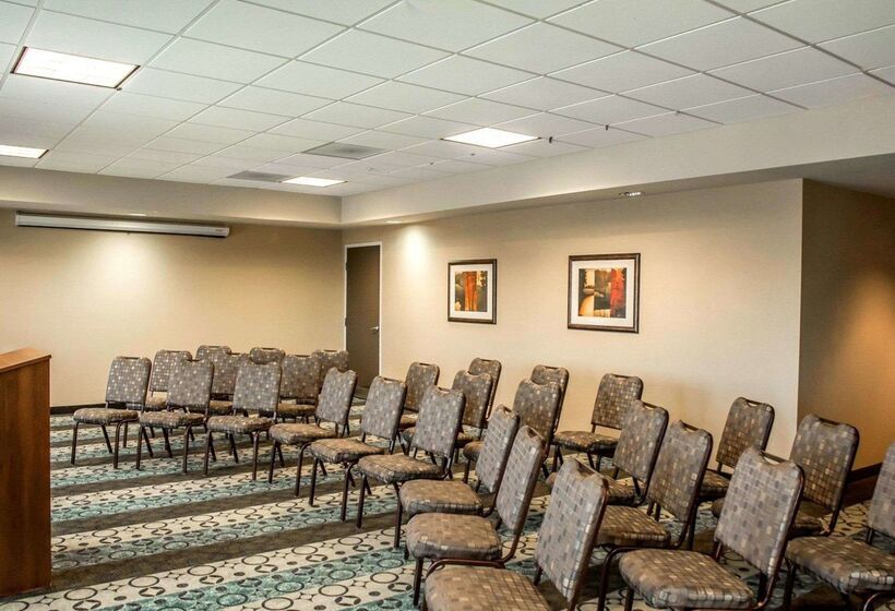 فندق Comfort Suites Cincinnati North