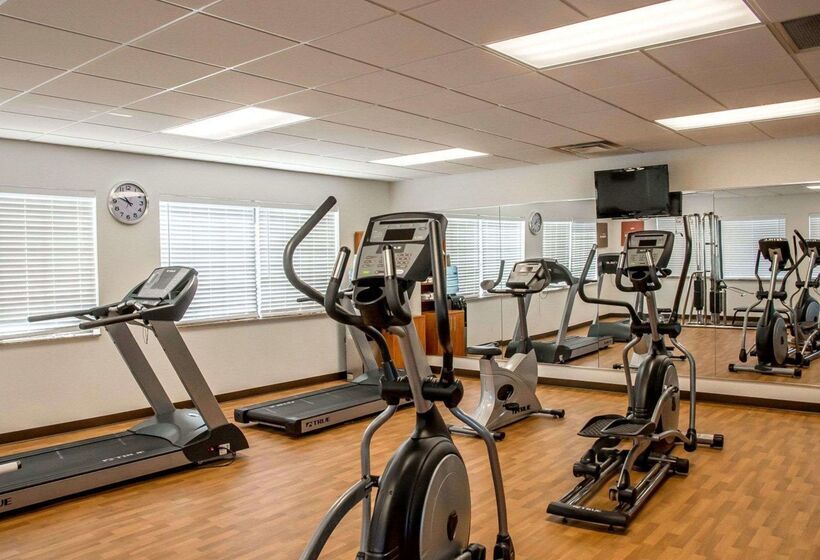 فندق Comfort Suites Cincinnati North