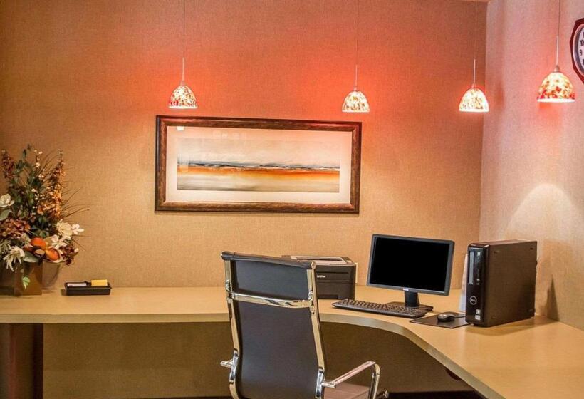 فندق Comfort Suites Cincinnati North