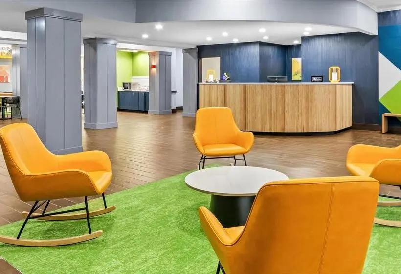 ホテル Comfort Suites Cincinnati North