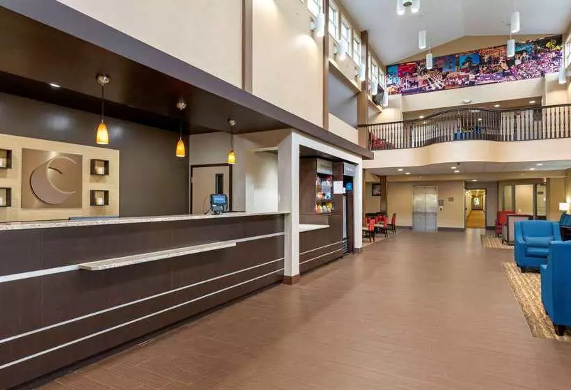 호텔 Comfort Suites